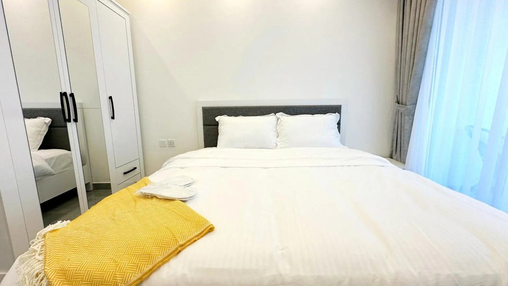 Dubai Marina - 1Bhk Fancy Apartment 0*,  United Arab Emirates