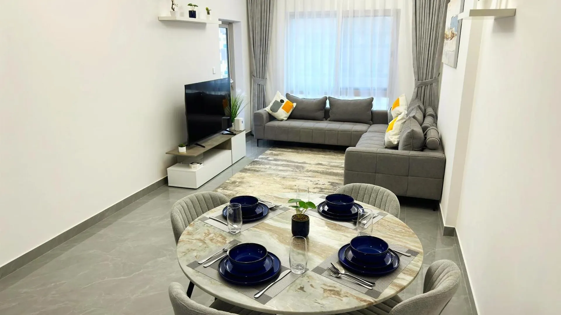 Dubai Marina - 1Bhk Fancy Apartment