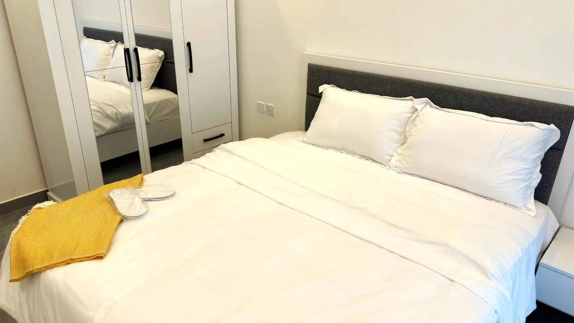 Dubai Marina - 1Bhk Fancy Apartment